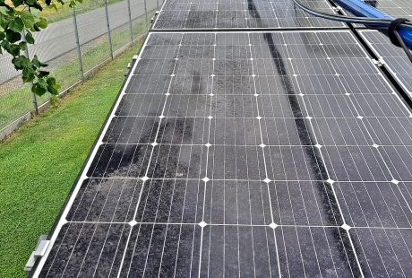 Mycie paneli solarnych (przed umyciem) - Solar-Clean